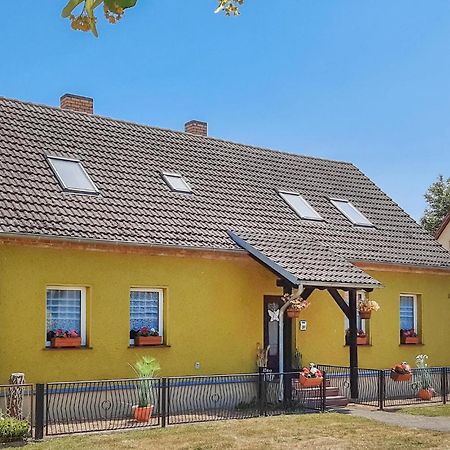 Nice Home In Neu Zauche Ot Caminche With Wifi Caminchen Exteriör bild
