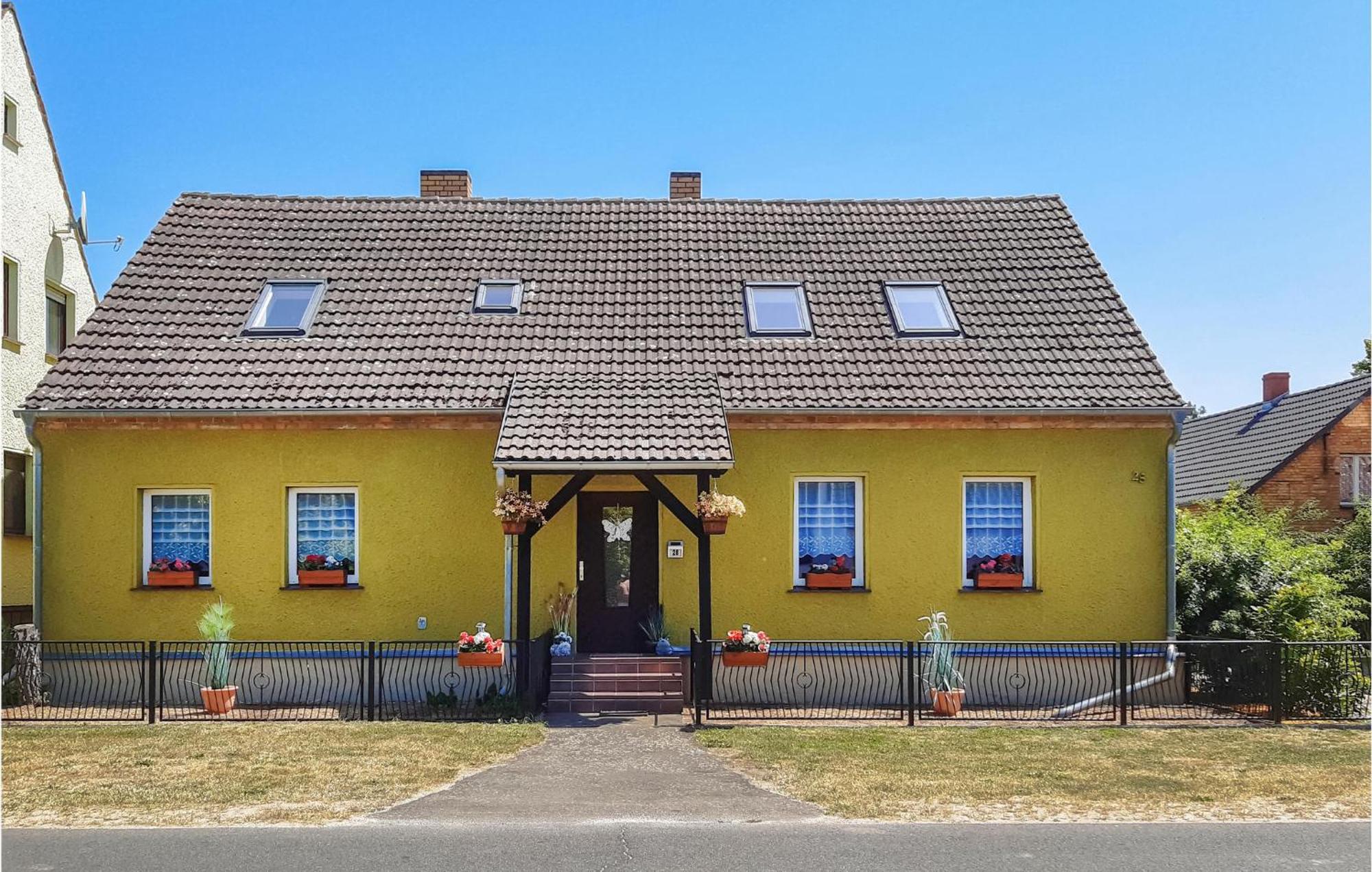 Nice Home In Neu Zauche Ot Caminche With Wifi Caminchen Exteriör bild